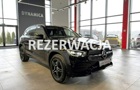 Używany samochód marki Mercedes, model GLC 300, rocznik 2021, przebieg 57100km - miniaturka 0