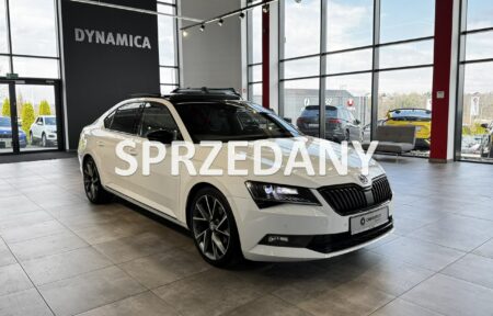 Używany samochód marki Škoda, model Superb, rocznik 2017, przebieg 137400km - miniaturka 0