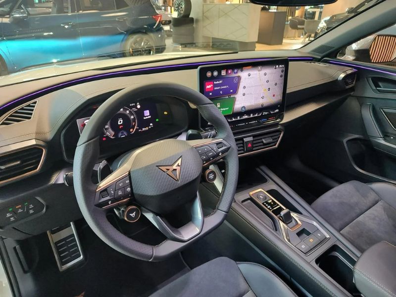 cupra leon - jaki silnik wybrać