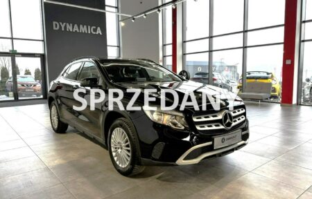 Używany samochód marki Mercedes, model GLA 180, rocznik 2019, przebieg 95600km - miniaturka 0