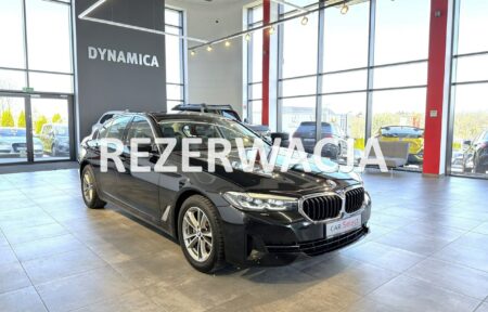 Używany samochód marki BMW, model 520, rocznik 2022, przebieg 119200km - miniaturka 0
