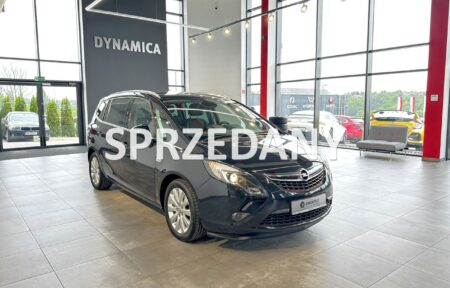 Używany samochód marki Opel, model Zafira, rocznik 2016, przebieg 142500km - miniaturka 0