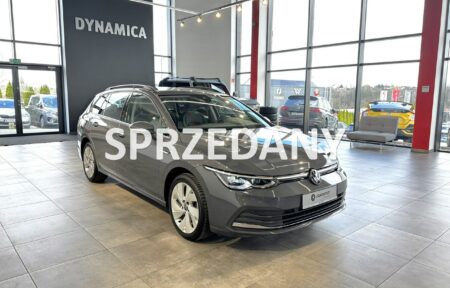 Używany samochód marki Volkswagen, model Golf, rocznik 2021, przebieg 59900km - miniaturka 0