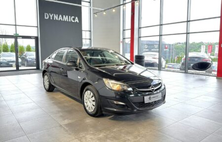 Używany samochód marki Opel, model Astra, rocznik 2016, przebieg 150900km - miniaturka 0