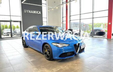 Używany samochód marki Alfa Romeo, model Giulia, rocznik 2019, przebieg 100400km - miniaturka 0