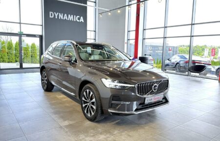 Używany samochód marki Volvo, model XC 60, rocznik 2023, przebieg 51000km - miniaturka 0
