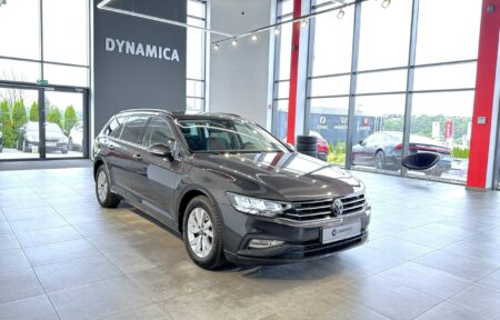 Używany samochód marki Volkswagen, model Passat, rocznik 2022, przebieg 166600km - miniaturka 0