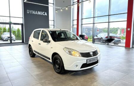 Używany samochód marki Dacia, model Sandero, rocznik 2009, przebieg 198100km - miniaturka 0