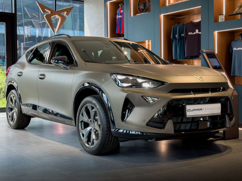 Sportowy styl i moc – CUPRA Formentor, KIA Sportage, OMODA 5 i BYD Seal w porównaniu - 55