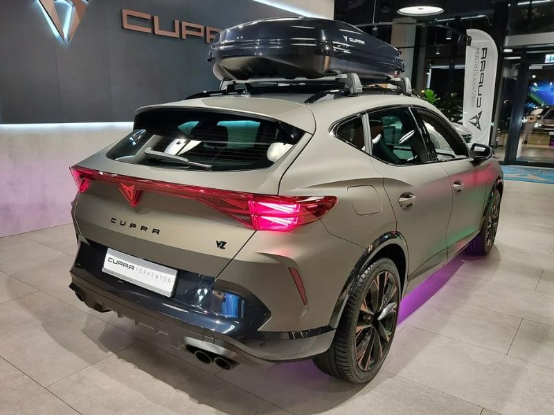 Sportowy styl i moc – CUPRA Formentor, KIA Sportage, OMODA 5 i BYD Seal w porównaniu - 76