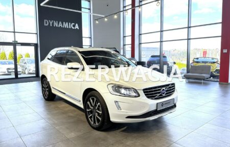 Używany samochód marki Volvo, model XC 60, rocznik 2017, przebieg 125400km - miniaturka 0