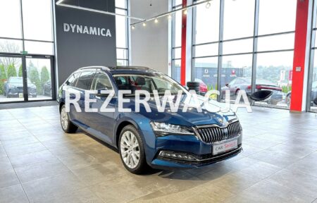 Używany samochód marki Škoda, model Superb, rocznik 2023, przebieg 25000km - miniaturka 0