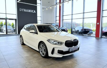 Używany samochód marki BMW, model 118, rocznik 2021, przebieg 47100km - miniaturka 0