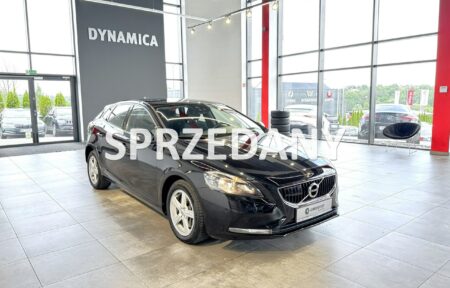 Używany samochód marki Volvo, model V40, rocznik 2018, przebieg 183300km - miniaturka 0