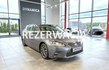 Używany samochód marki Lexus, model CT, rocznik 2018, przebieg 47900km - miniaturka 0