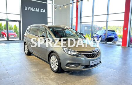 Używany samochód marki Opel, model Zafira, rocznik 2017, przebieg 189400km - miniaturka 0