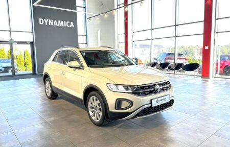 Używany samochód marki Volkswagen, model T-Roc, rocznik 2022, przebieg 103700km - miniaturka 0