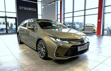 Używany samochód marki Toyota, model Corolla, rocznik 2021, przebieg 114500km - miniaturka 0