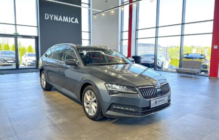 Używany samochód marki Škoda, model Superb, rocznik 2021, przebieg 157000km - miniaturka 0
