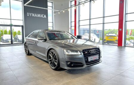 Używany samochód marki Audi, model S8, rocznik 2016, przebieg 121300km - miniaturka 0