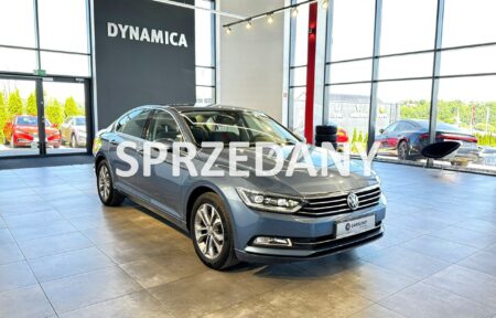 Używany samochód marki Volkswagen, model Passat, rocznik 2017, przebieg 70900km - miniaturka 0