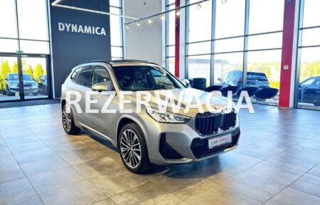 Używany samochód marki BMW, model X1, rocznik 2023, przebieg 55800km - miniaturka 0