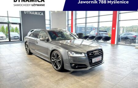 Używany samochód marki Audi, model S8, rocznik 2016, przebieg 124300km - miniaturka 0