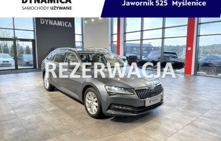Używany samochód marki Škoda, model Superb, rocznik 2021, przebieg 157000km - miniaturka 0
