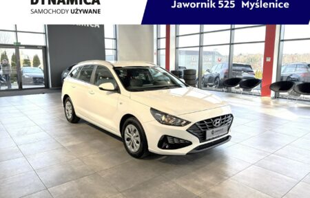 Używany samochód marki Hyundai, model i30, rocznik 2022, przebieg 104200km