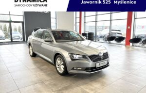 Używany samochód marki Škoda, model Superb, rocznik 2018, przebieg 117600km