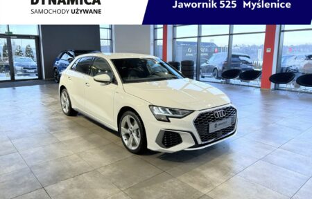 Używany samochód marki Audi, model A3, rocznik 2023, przebieg 7000km