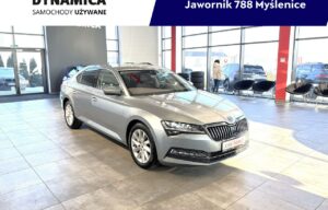Używany samochód marki Škoda, model Superb, rocznik 2021, przebieg 135800km