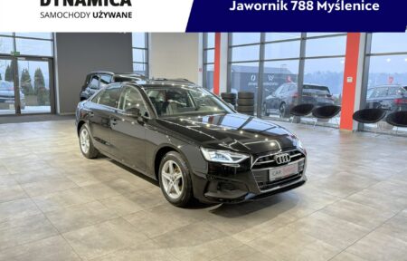 Używany samochód marki Audi, model A4, rocznik 2023, przebieg 35600km