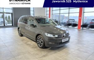 Używany samochód marki Volkswagen, model Touran, rocznik 2020, przebieg 137100km