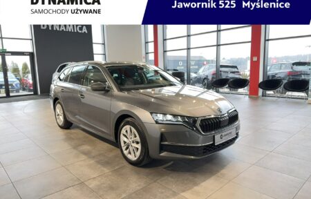 Używany samochód marki Škoda, model Octavia, rocznik 2024, przebieg 17400km