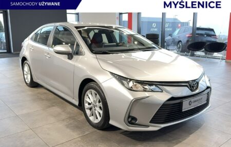 Używany samochód marki Toyota, model Corolla, rocznik 2022, przebieg 53200km