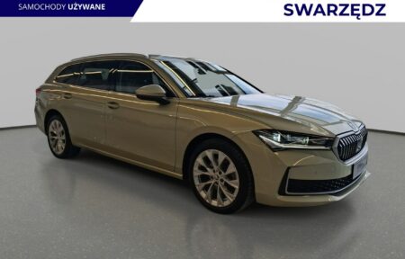 Używany samochód marki Škoda, model Superb, rocznik 2024, przebieg 16600km