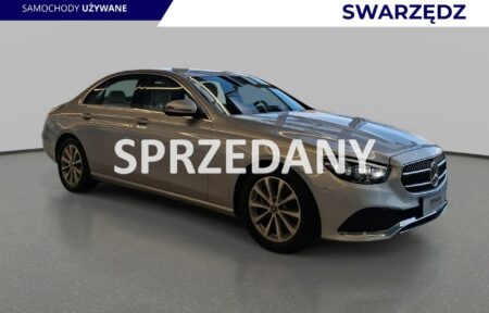 Używany samochód marki Mercedes, model E 220, rocznik 2020, przebieg 47400km - miniaturka 0