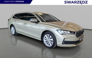 Używany samochód marki Škoda, model Superb, rocznik 2024, przebieg 19500km