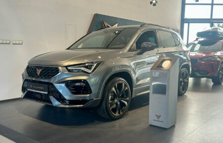 Używany samochód marki Cupra, model Ateca, rocznik 2026, przebieg 10km