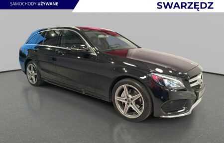 Używany samochód marki Mercedes, model C 200, rocznik 2018, przebieg 77400km