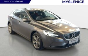 Używany samochód marki Volvo, model V40, rocznik 2018, przebieg 93100km