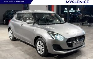 Używany samochód marki Suzuki, model Swift, rocznik 2021, przebieg 63100km