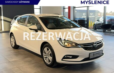 Używany samochód marki Opel, model Astra, rocznik 2018, przebieg 142800km