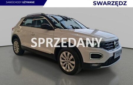 Używany samochód marki Volkswagen, model T-Roc, rocznik 2019, przebieg 104300km