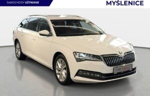 Używany samochód marki Škoda, model Superb, rocznik 2023, przebieg 151000km