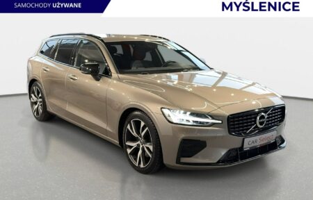 Używany samochód marki Volvo, model V60, rocznik 2021, przebieg 132500km