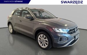 Używany samochód marki Volkswagen, model T-Roc, rocznik 2022, przebieg 20700km