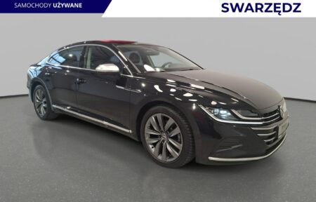 Używany samochód marki Volkswagen, model Arteon, rocznik 2022, przebieg 102700km