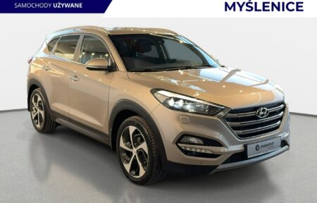 Używany samochód marki Hyundai, model Tucson, rocznik 2016, przebieg 207900km